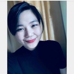 Meet your Posher, Danielle dominique